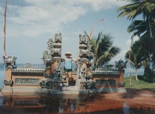 IDN Bali 1990OCT03 WRLFC WGT 008